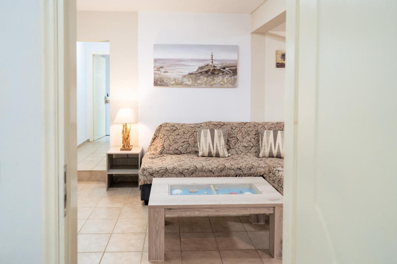 Apartment Giotas House